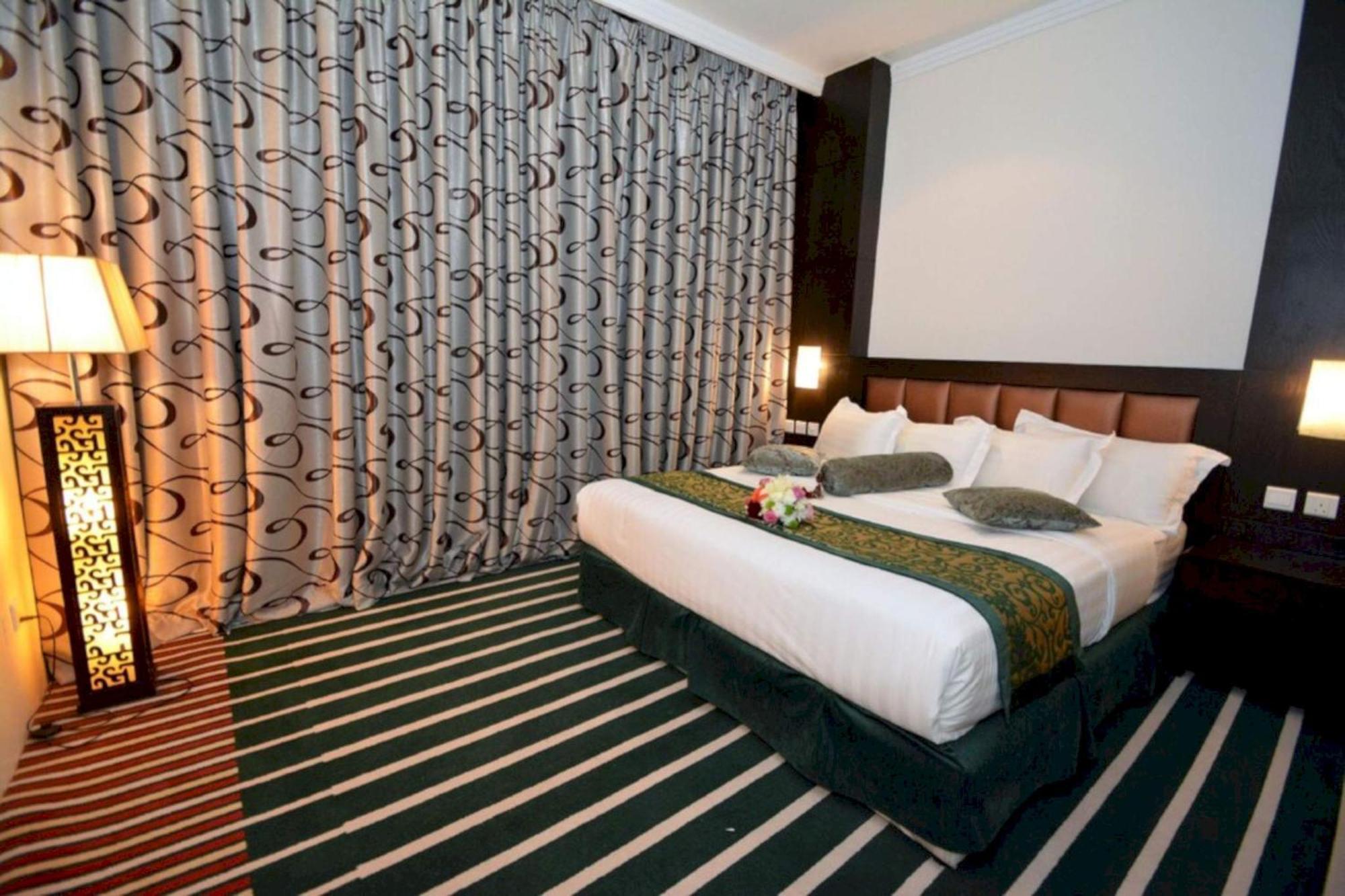 Sunday Millennia Hotel Riyadh Eksteriør bilde