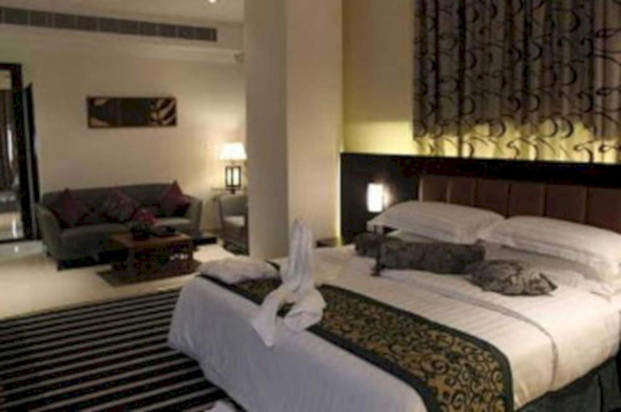 Sunday Millennia Hotel Riyadh Eksteriør bilde